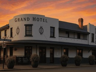 Experience Timeless Country Hospitality