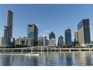 WEST END BUSINESS-ONLY MLR - $240K NET, NO REAL ESTATE, MINIMAL DUTIES | Resort Brokers ID : MRB009070