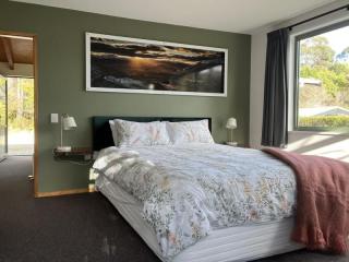 Motels For Sale - 1 large