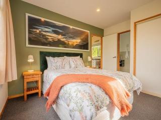 Motels For Sale - 1 large