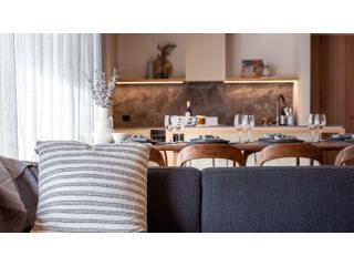 Bed and Breakfasts For Sale - 1 large