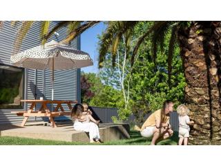 Bed and Breakfasts For Sale - 1 large