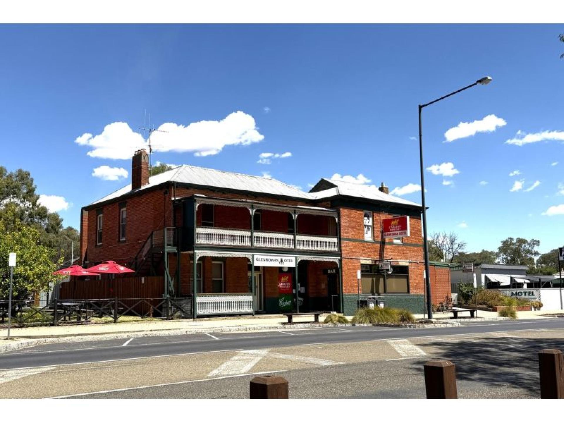 Bars/Nightclubs for sale  Glenrowan