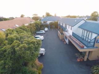 10 Unit Motel - Achieve Lifestyle Balance