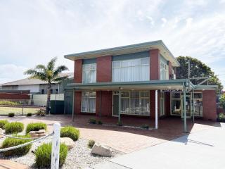 Motels For Sale - 1 large