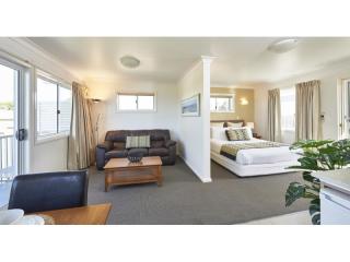 Motels For Sale - 1 large