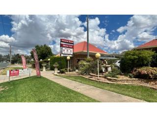 Profitable 15 - Room Murray River Motel with Long Lease Security