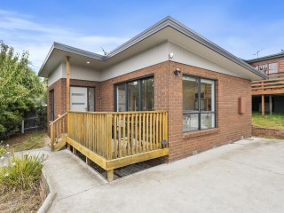Bed and Breakfasts For Sale - 1 large