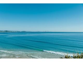 PRIME SOUTHERN GC BEACHSIDE RESORT – LUXURY LIVING+ GREAT ROI | Resort Brokers ID : MR009141