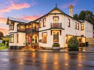 15 Room Profitable Hotel Iconic FHGC Bischoff Tasmania $1mill+ T/O Growth Potential Lifestyle Biz