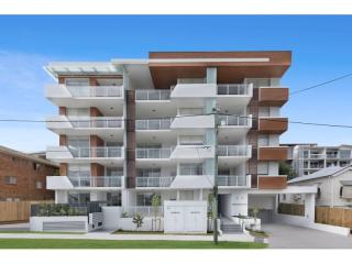 Premium Inner-North Brisbane – Secure, Flexible Business-Only Opportunity