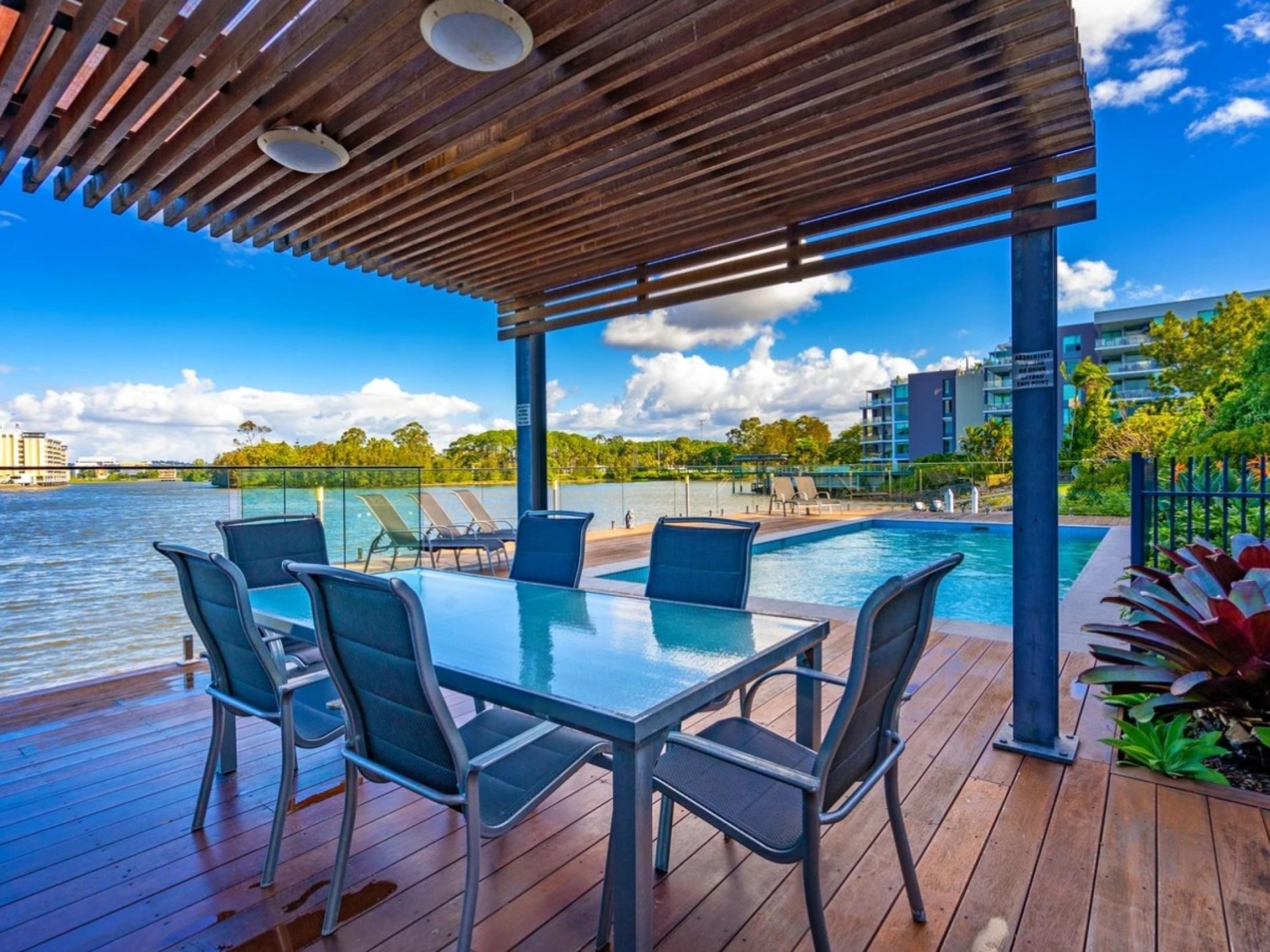 Management Rights for sale Robina