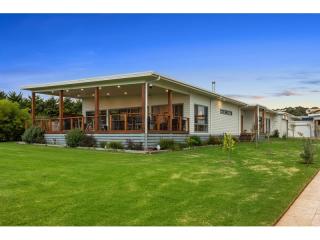 Bed and Breakfasts For Sale - 1 large