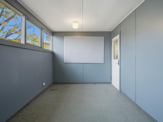 Bed and Breakfasts For Sale - 1 large