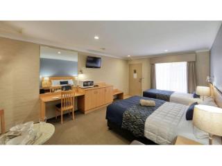 Motels For Sale - 1 large