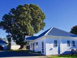 Motels For Sale - 1 large