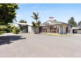 Secure Freehold Passive Investment - 13-Year Lease, Protected Market Position | Resort Brokers ID : INV009235