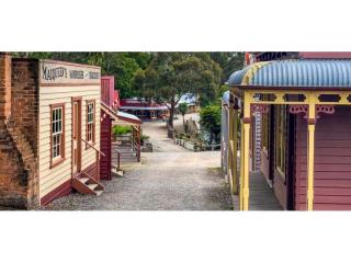 Motels For Sale - 1 large