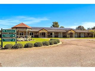 Large number of rooms with long lease