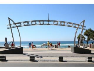 Beachfront Landmark - Over 4,000m2 Site in Surfers Paradise - 38DS