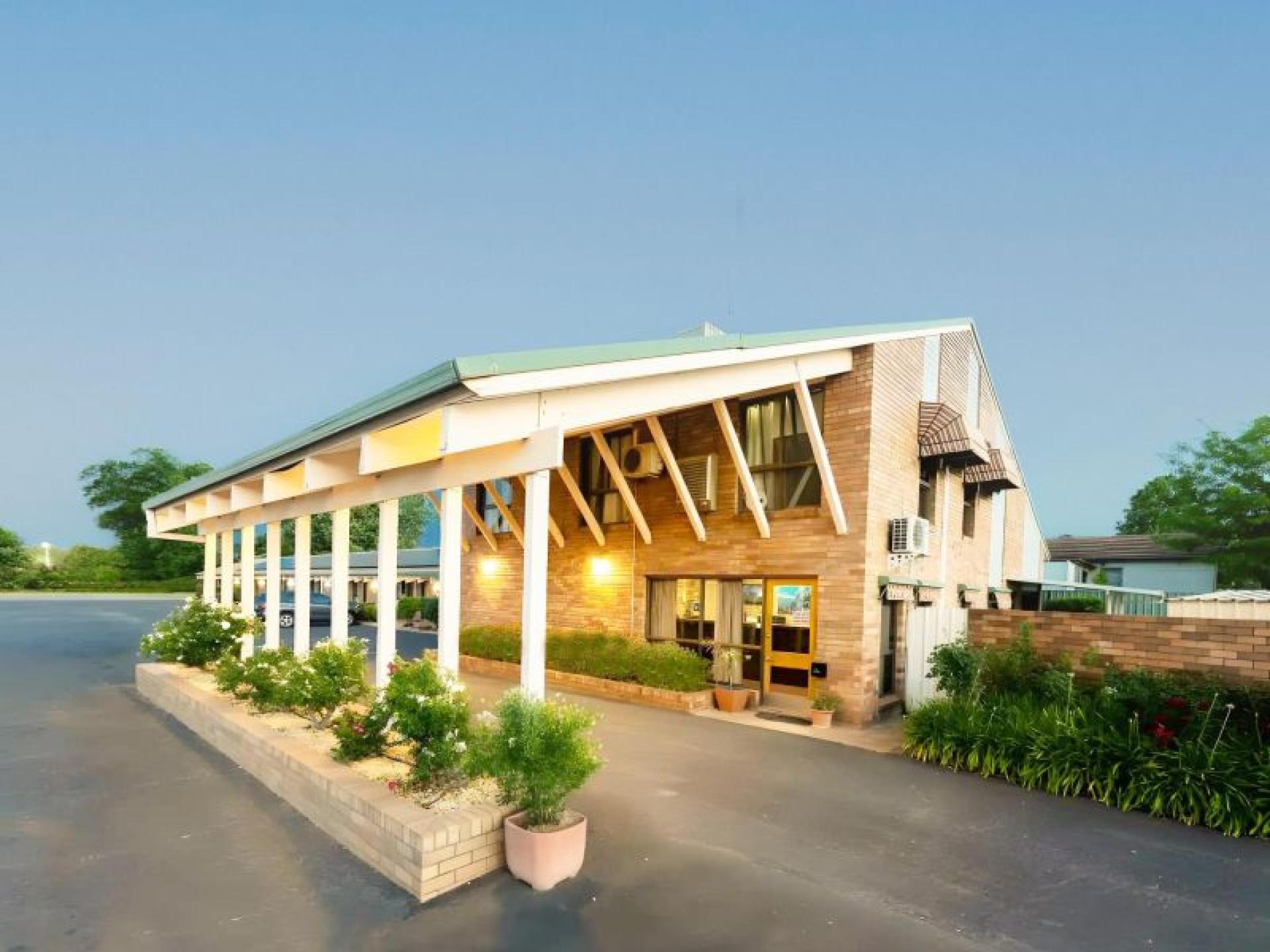 Motel for sale Coonabarabran