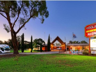 Motels For Sale - 1 large
