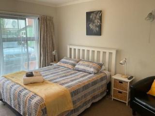 Motels For Sale - 1 large