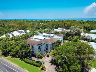 Port Douglas Management Rights in a Prime Location with a Huge BC Salary! | Resort Brokers ID : MR009278