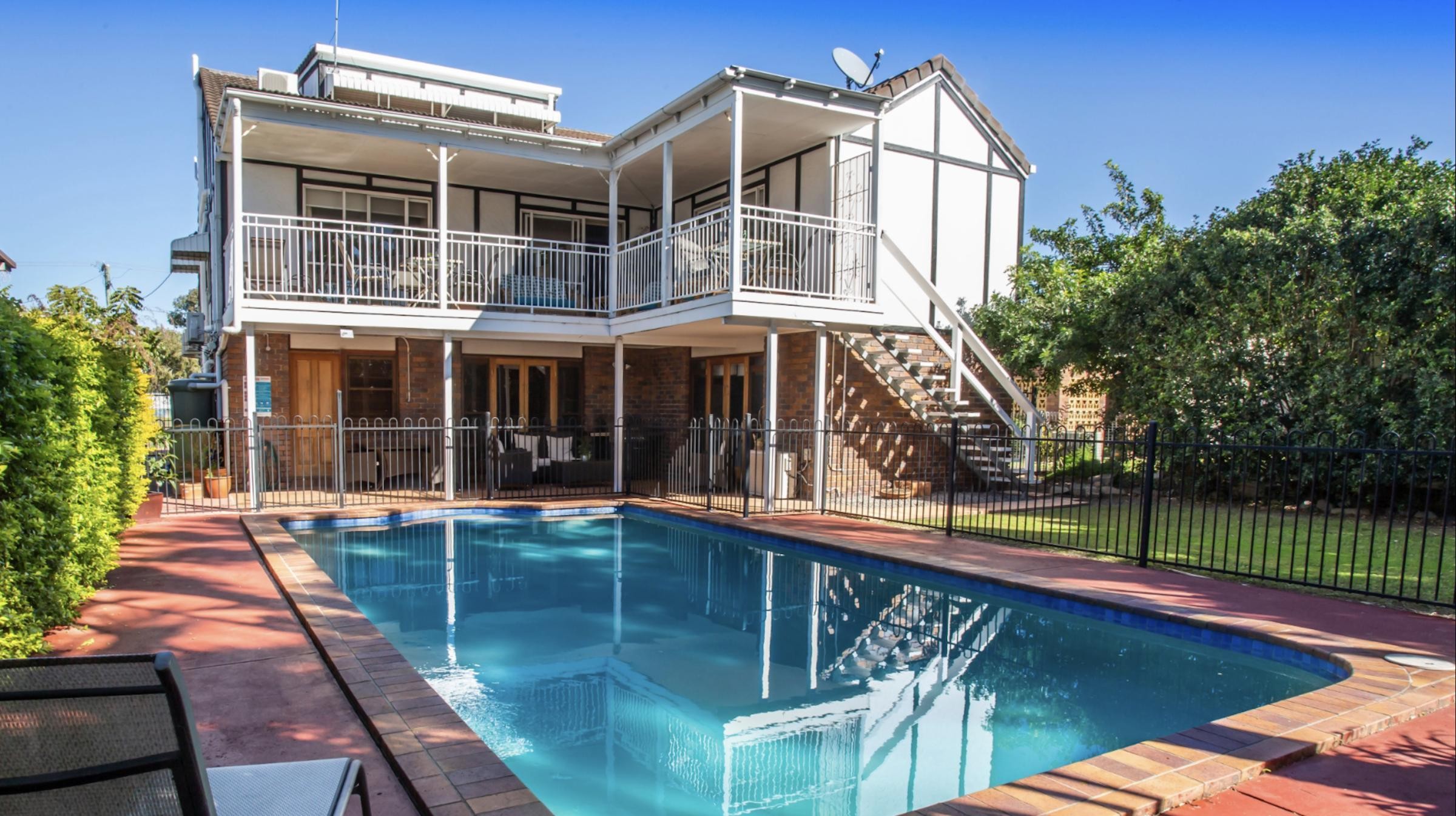 Guest House/B&B for sale Redcliffe