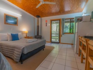 Unique Freehold Mountain Resort Opportunity