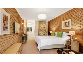 Motels For Sale - 1 large