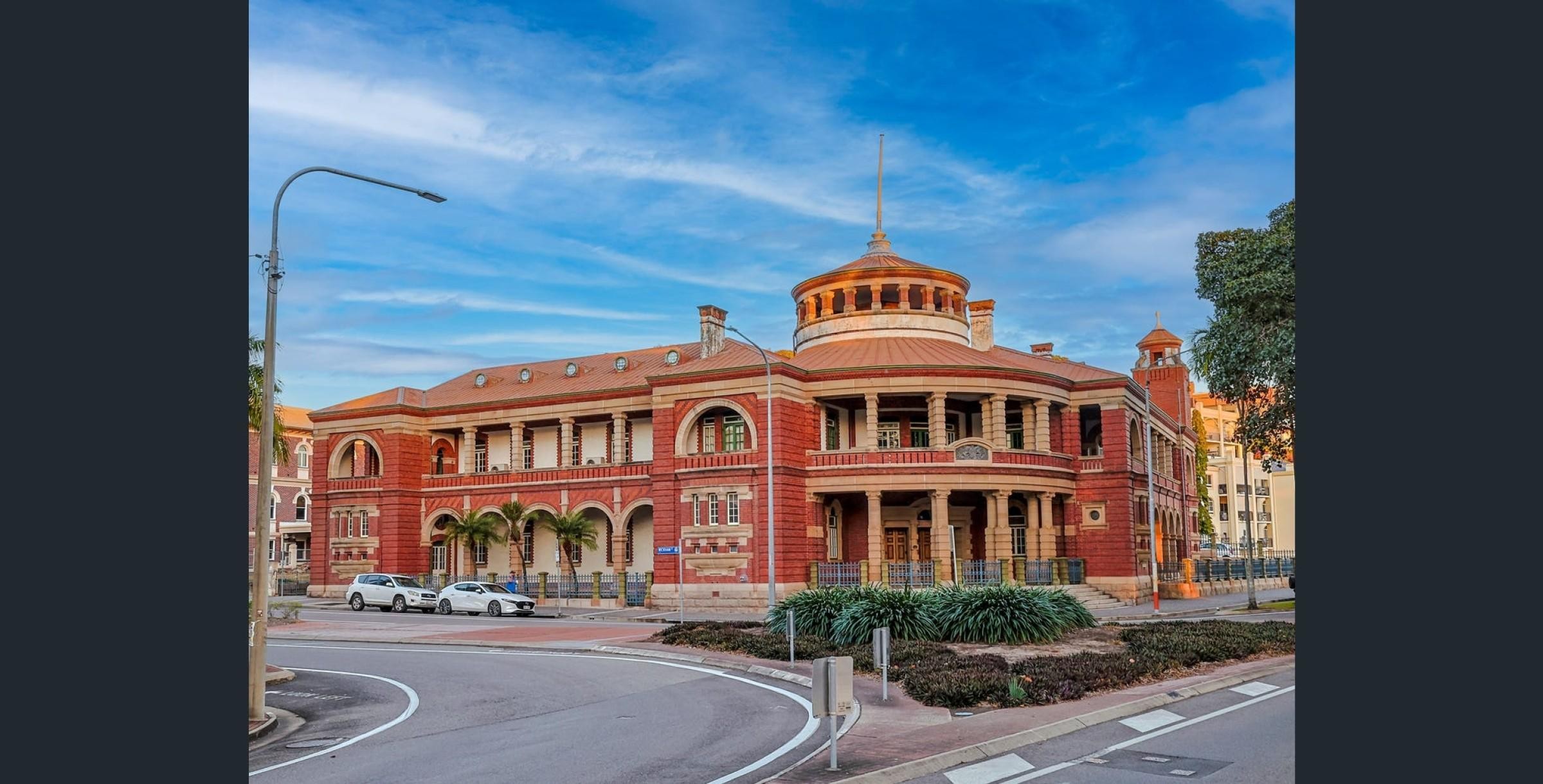 Hotel for sale  Townsville City