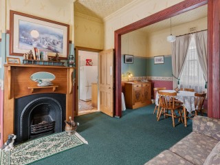 Bed and Breakfasts For Sale - 1 large