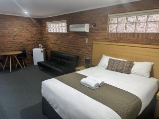 Motels For Sale - 1 large
