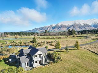 https://heroproperty.co.nz/property/exquisite-high-country-luxury-fable-terrace-downs-resort/