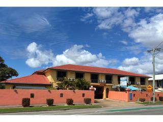 High performing motel strategically positioned in NQ's leading economic region | Resort Brokers ID : LH009328