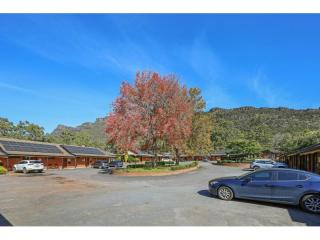 Secure Motel Freehold Investment – Country Plaza Halls Gap | Resort Brokers ID : INV009332