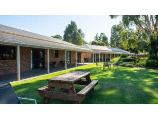 Motels For Sale - 1 large