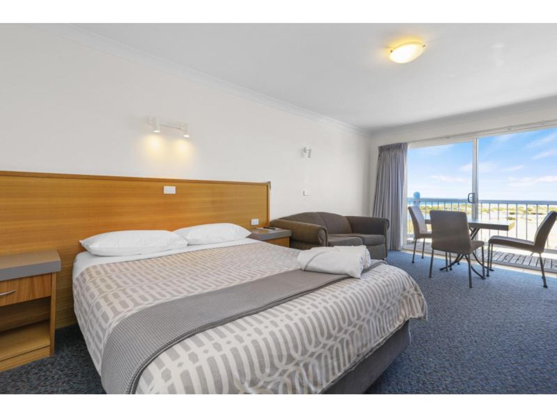 Motel for sale Apollo Bay
