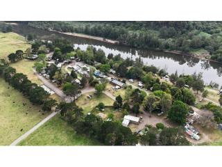 NSW SOUTH COAST CARAVAN PARK – FHGC with an ROI of 13%, PRIME LOCATION, LIFESTYLE - 134CPF