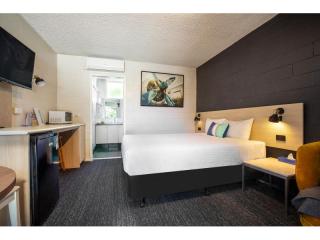 Motels For Sale - 1 large