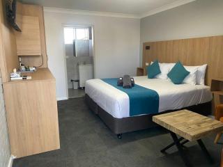 Motels For Sale - 1 large