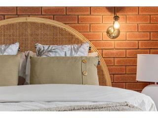 Motels For Sale - 1 large