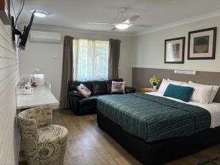 Motels For Sale - 1 large