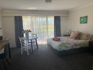 Motels For Sale - 1 large
