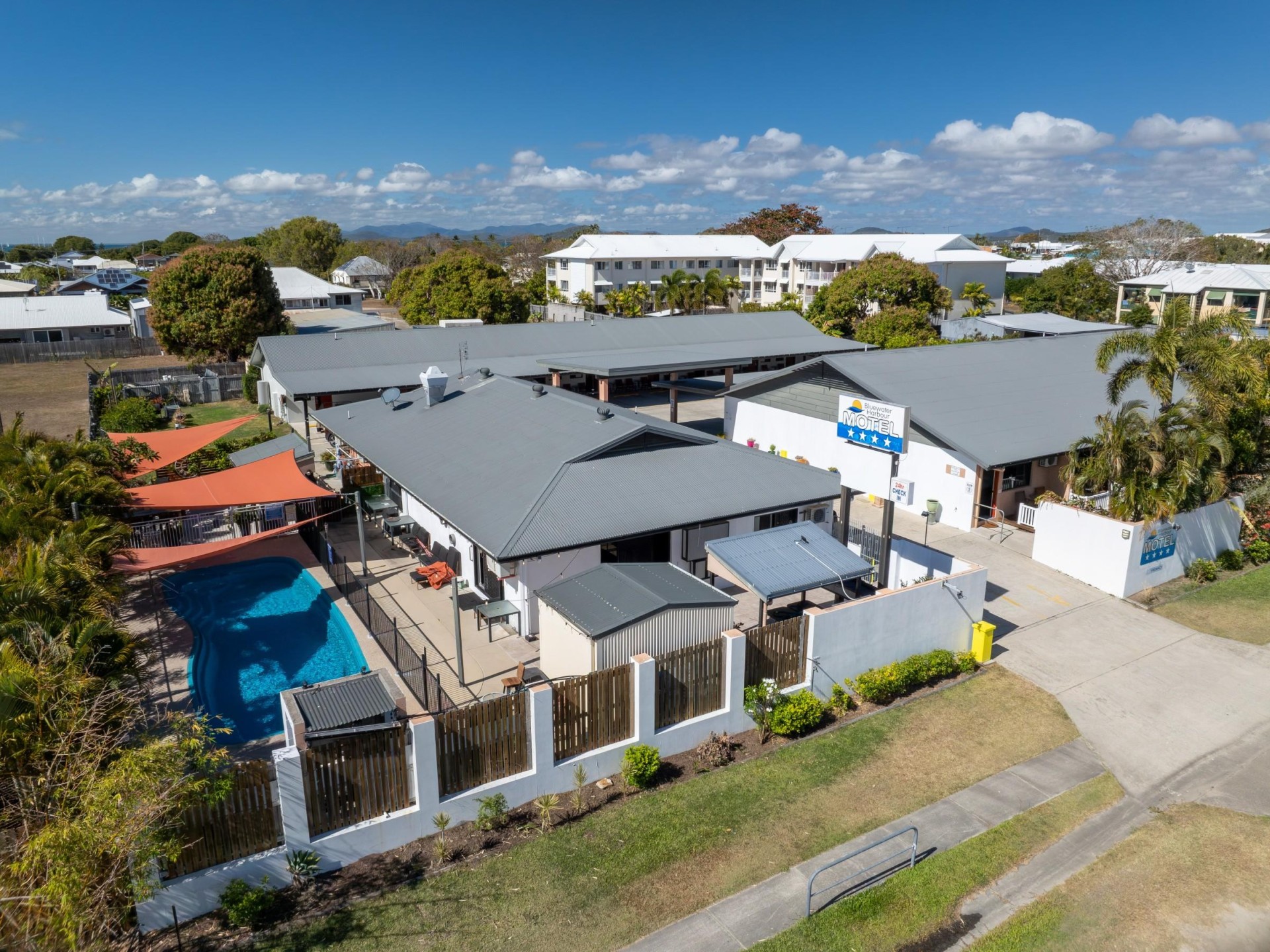 Motel for sale  Bowen