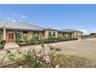 Motels For Sale - 1 large