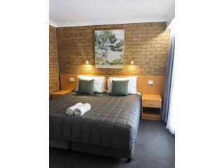 Motels For Sale - 1 large
