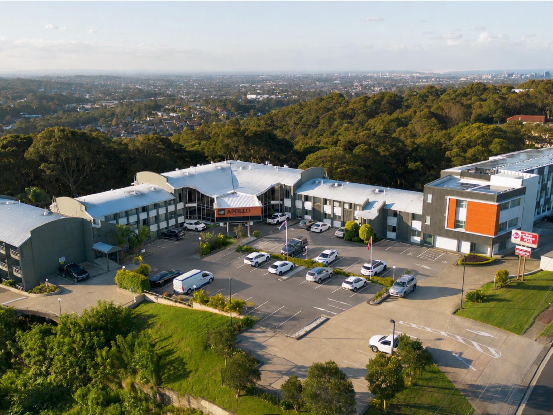 Hotel for sale Charlestown