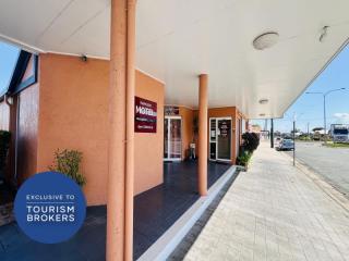 NORTH QUEENSLAND MOTEL, 27 YEAR LEASE, STRONG RETURNS - 2052ML